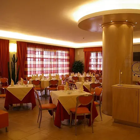 La Reggia Hotel